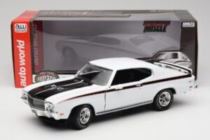 Buick GSX White American Muscle 1:18 AMM1322/06 Diecast — photo 8 of 8