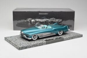 Buick Le Sabre Concept Turquoise Metallic Minichamps 1:18 107141232 Diecast — photo 6 of 6