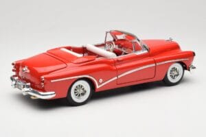 Buick Skylark Convertible Red Motormax 1:18 73129 Diecast — photo 3 of 8
