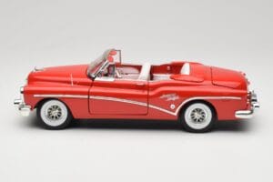Buick Skylark Convertible Red Motormax 1:18 73129 Diecast — photo 4 of 8