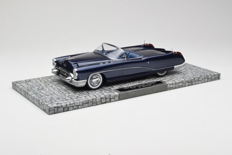 Buick Wildcat I Concept Dark Blue Minichamps 1:18 107141331 Diecast