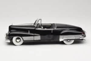 Buick Y-Job Black Anson 1:18 30409 Diecast — photo 4 of 8