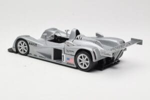 Cadillac Northstar LMP #1 24 Hours of Le Mans 2000 Hot Wheels 1:18 29225 Diecast — photo 7 of 8
