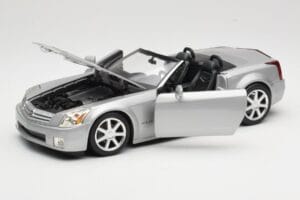 Cadillac XLR Cabrio Silver Hot Wheels 1:18 53838 Diecast — photo 2 of 8