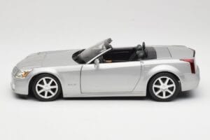 Cadillac XLR Cabrio Silver Hot Wheels 1:18 53838 Diecast — photo 4 of 8