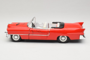 Cadillac Cabriolet Red James Dean Solido 1:18 98019 Diecast — photo 4 of 8