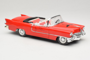 Cadillac Cabriolet Red James Dean Solido 1:18 98019 Diecast — photo 6 of 8