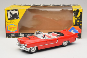 Cadillac Cabriolet Red James Dean Solido 1:18 98019 Diecast — photo 8 of 8