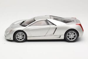 Cadillac Cien Silver Hot Wheels 1:18 57296 Diecast — photo 4 of 8