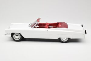 Cadillac DeVille Convertible White KK-Scale 1:18 KKDC180313 Diecast — photo 3 of 6