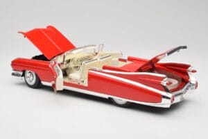 Cadillac Eldorado Biarritz Bolero Red Maisto 1:18 31813 Diecast — photo 5 of 8