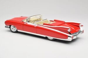 Cadillac Eldorado Biarritz Bolero Red Maisto 1:18 31813 Diecast — photo 7 of 8