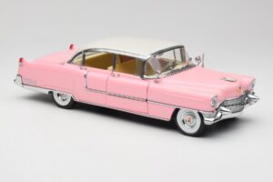 Cadillac Fleetwood Elvis Presley Pink MRC 1:18 LIC1000 Diecast — photo 6 of 8