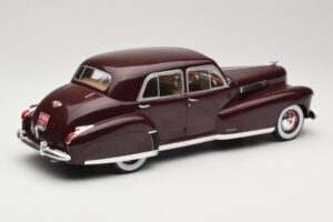 Cadillac Fleetwood 60 Special Sedan Red MCG 1:18 MCG18071 Diecast — photo 2 of 6