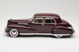 Cadillac Fleetwood 60 Special Sedan Red MCG 1:18 MCG18071 Diecast — photo 3 of 6