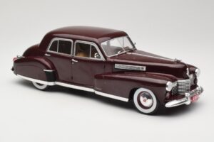 Cadillac Fleetwood 60 Special Sedan Red MCG 1:18 MCG18071 Diecast — photo 4 of 6