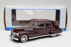 Cadillac Fleetwood 60 Special Sedan Red MCG 1:18 MCG18071 Diecast — photo 6 of 6