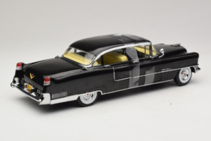 Cadillac Fleetwood Series 60 The Godfather Greenlight 1:18 12949 Diecast — photo 2 of 6