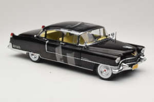 Cadillac Fleetwood Series 60 The Godfather Greenlight 1:18 12949 Diecast — photo 4 of 6