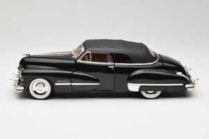 Cadillac Series 62 Black Anson 1:18 30345 Diecast — photo 4 of 8