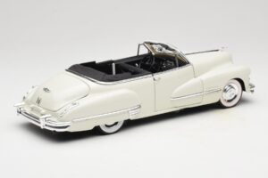 Cadillac Series 62 Convertible White Anson 1:18 30335 Diecast — photo 3 of 8