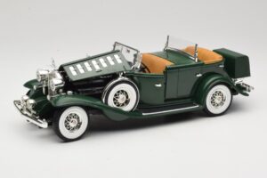 Cadillac Sport Phaeton Green Anson 1:18 30383 Diecast — photo 2 of 9