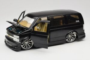 Chevrolet Astro Van Tuned Black Jada 1:18 63122 Diecast — photo 2 of 8
