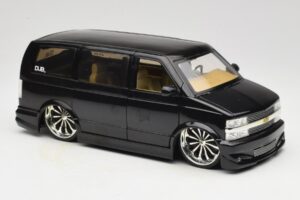 Chevrolet Astro Van Tuned Black Jada 1:18 63122 Diecast — photo 6 of 8