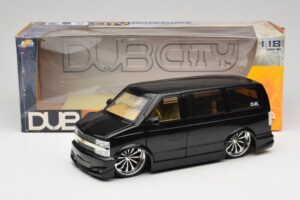 Chevrolet Astro Van Tuned Black Jada 1:18 63122 Diecast — photo 8 of 8