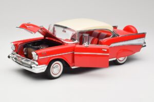 Chevrolet Bel Air Matador Red & India Ivory Road Legends 1:18 92109 Diecast — photo 2 of 8