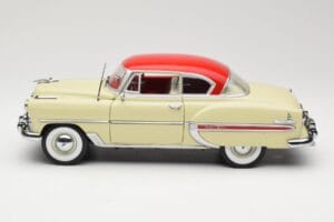 Chevrolet Bel Air Beige Sun Star 1:18 1600 Diecast — photo 4 of 8