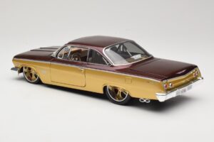 Chevrolet Bel Air Gold & Brown Maisto 1:18 31064 Diecast — photo 7 of 8