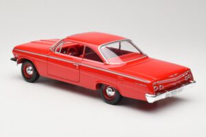 Chevrolet Bel Air Red Maisto 1:18 31641 Diecast — photo 7 of 8