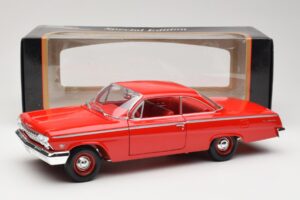 Chevrolet Bel Air Red Maisto 1:18 31641 Diecast — photo 8 of 8