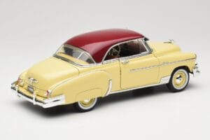 Chevrolet Bel Air Yellow & Red Motormax 1:18 73111 Diecast — photo 3 of 8
