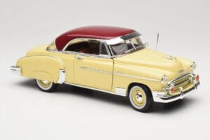 Chevrolet Bel Air Yellow & Red Motormax 1:18 73111 Diecast — photo 6 of 8