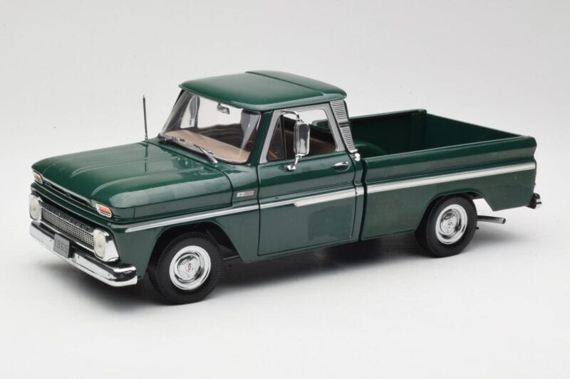 Chevrolet C-10 Green Sun Star 1:18 1360 Diecast