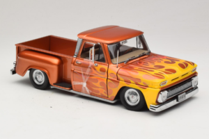 Chevrolet C-10 Stepside Pickup Lowrider Orange with Flame Sun Star 1:18 1392 Diecast — photo 4 of 6