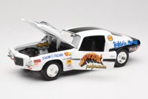 Chevrolet Camaro Baldwin-Motion ERTL 1:18 33675 Diecast — photo 2 of 8