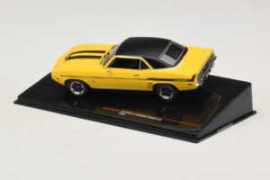 Chevrolet Camaro Yenko SYC Yellow IXO 1:43 CLC591N Diecast — photo 3 of 4