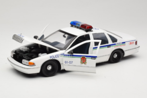 Chevrolet Caprice Canada Police UT Models 1:18 21023 Diecast — photo 2 of 8