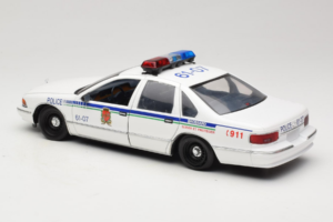 Chevrolet Caprice Canada Police UT Models 1:18 21023 Diecast — photo 7 of 8