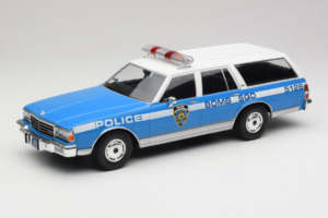 Chevrolet Caprice Estate Wagon NYPD MCG 1:18 MCG18477 Diecast