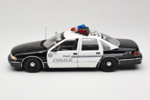 Chevrolet Caprice Glendale Police UT Models 1:18 21026 Diecast — photo 4 of 8