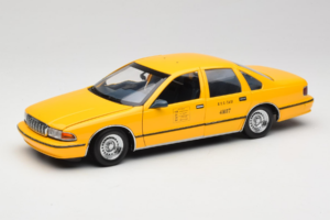 Chevrolet Caprice NYC Taxi UT Models 1:18 180142095-O1 Diecast