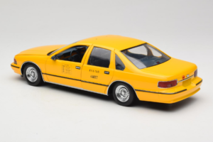 Chevrolet Caprice NYC Taxi UT Models 1:18 180142095-O1 Diecast — photo 7 of 8