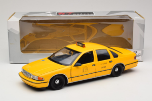 Chevrolet Caprice NYC Taxi UT Models 1:18 180142095 Diecast — photo 8 of 8