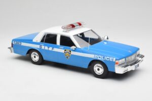 Chevrolet Caprice NYPD Police Car MCG 1:18 MCG18360 Diecast — photo 4 of 6