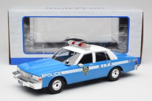 Chevrolet Caprice NYPD Police Car MCG 1:18 MCG18360 Diecast — photo 6 of 6