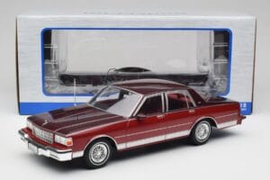 Chevrolet Caprice Red Metallic MCG 1:18 MCG18361 Diecast — photo 6 of 6